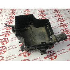 Корпус блока предохранителей Opel Combo 2001-2011 09115985